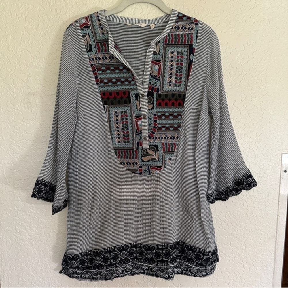Soft Surroundings Embroidered Tunic Top Womens S Grey‎ Striped Boho 3/4 Sleeve - Picture 4 of 16